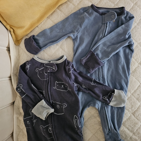 Adorable Blue and Navy Cat Print Kids One Piece - Picture 2 of 4